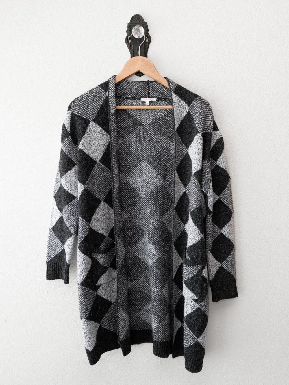 Peach Womens Plaid Open Cardigan Large Black Gray Long Chunky Knit Cozy Sweater